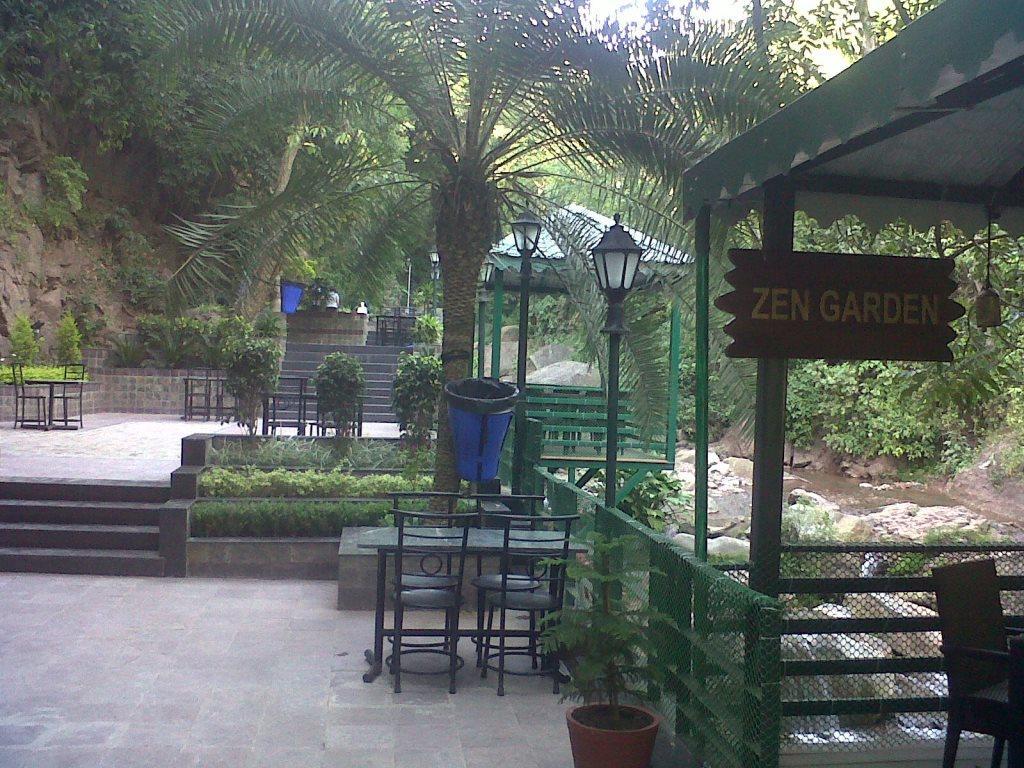 Savoy Greens Hotel Kasauli Exterior foto